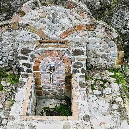 펜션 La Torretta Di Residenza 팔레