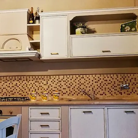 La Torretta Di Residenza Casa vacanze *